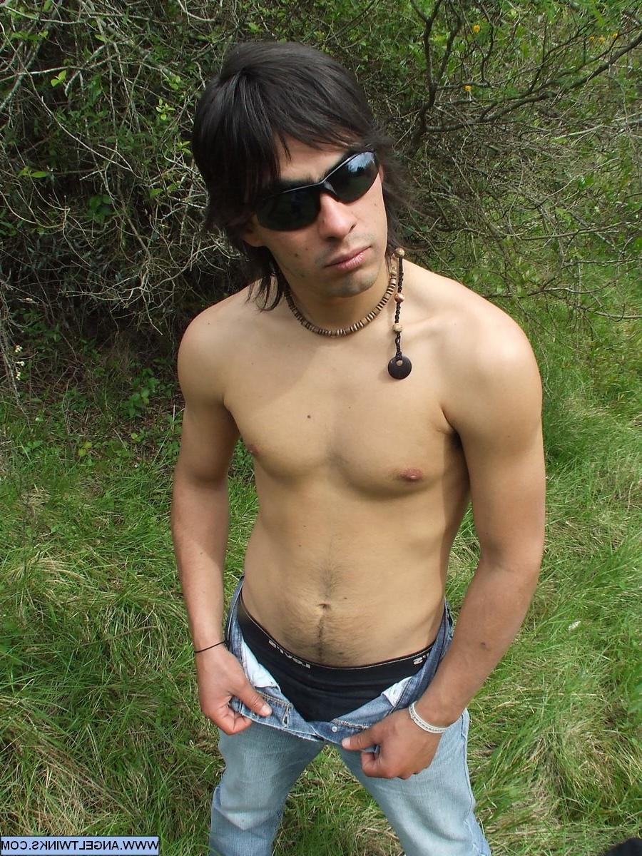 20P Welcome to a private party filled with horny Russian boys
