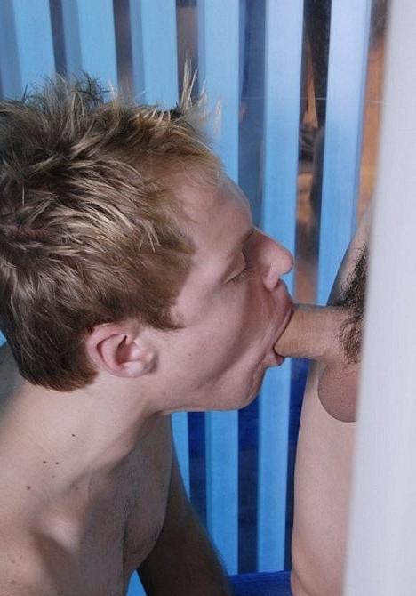 20P Two twinks enjoy sucking in solarium and screwing in kitchen