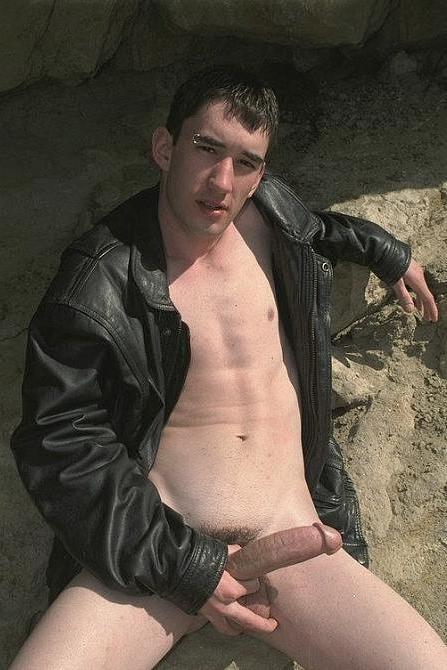 20P Cute twink with a big cock jerking off and cumming up outdoors