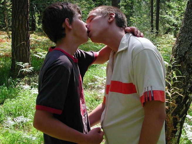 16P Nude boys eager to please each other in the sun!