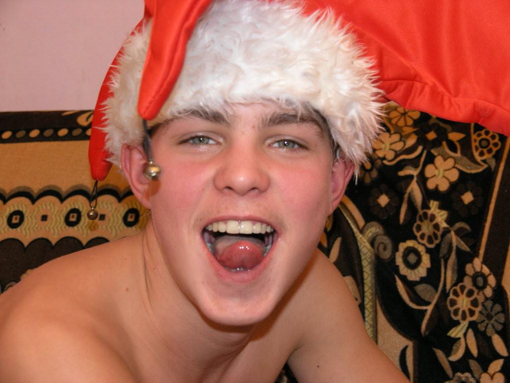 16P Boy learn the arts of gay seductions!