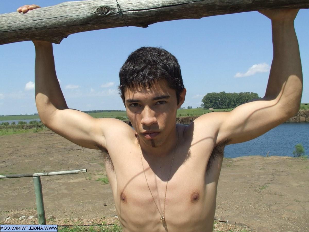 20P Cum find out why Russian twinks are considered the best choice