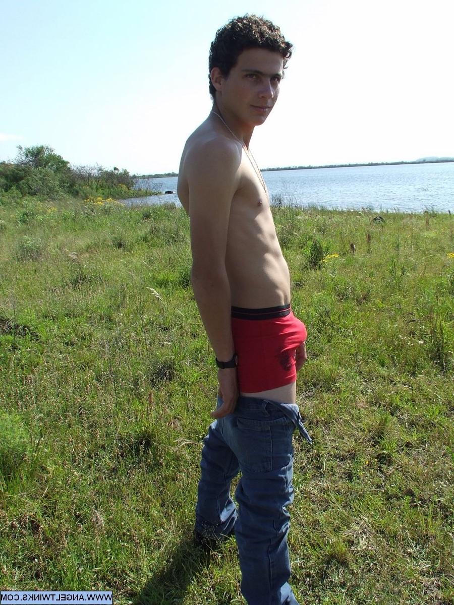 20P Join now for the coolest Russian 18-20 year old boys