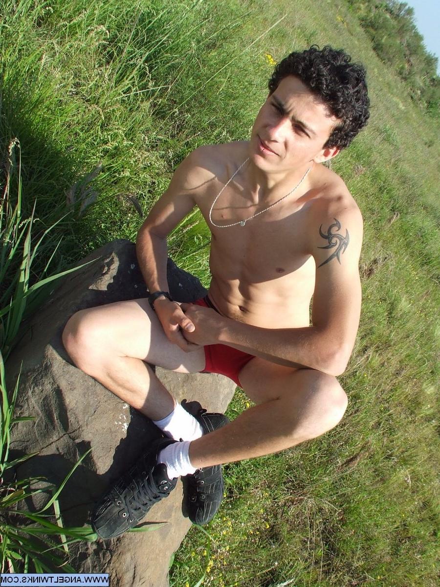 20P Join now for the coolest Russian 18-20 year old boys