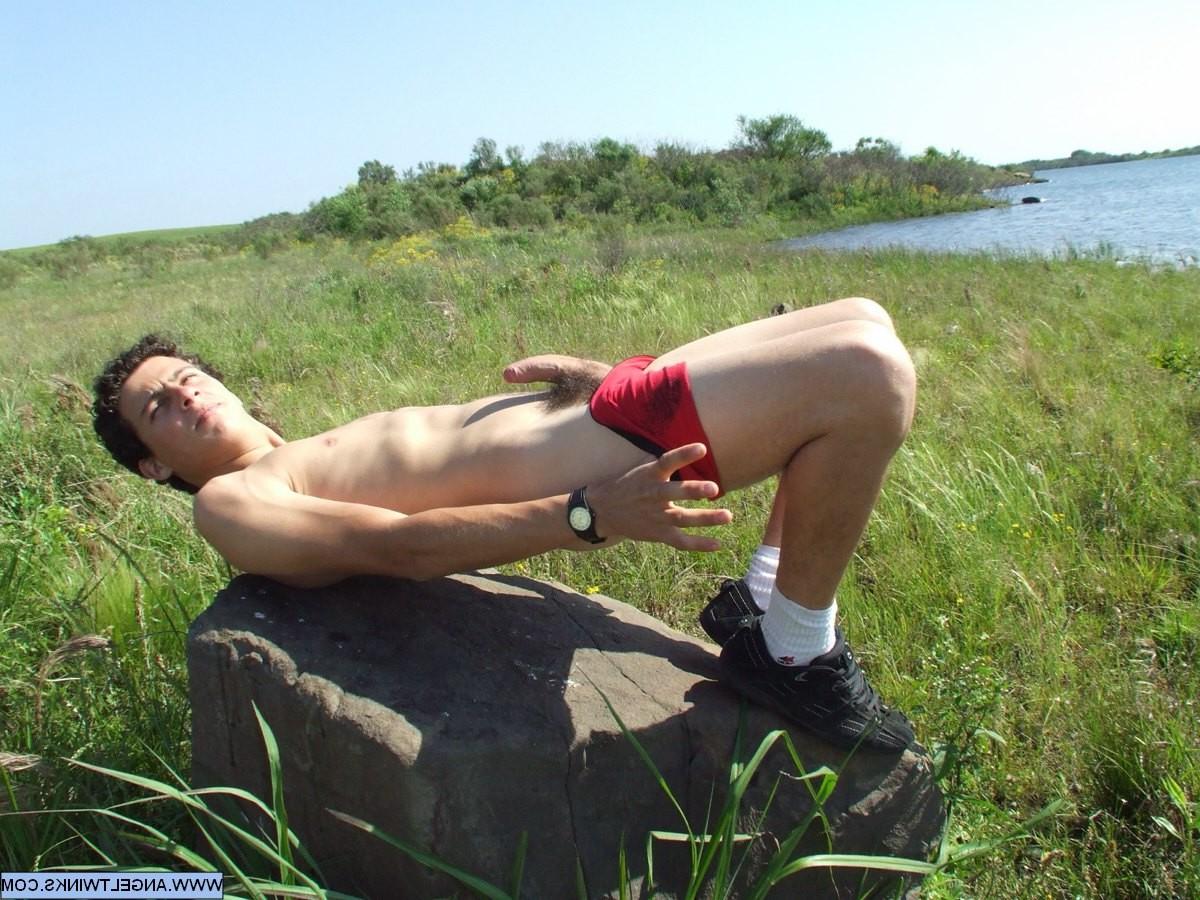 20P Join now for the coolest Russian 18-20 year old boys