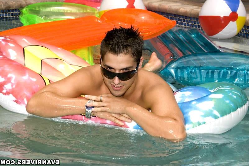 16P some of the most naughty pics of Evan and friends getting laid, he got to taste 
