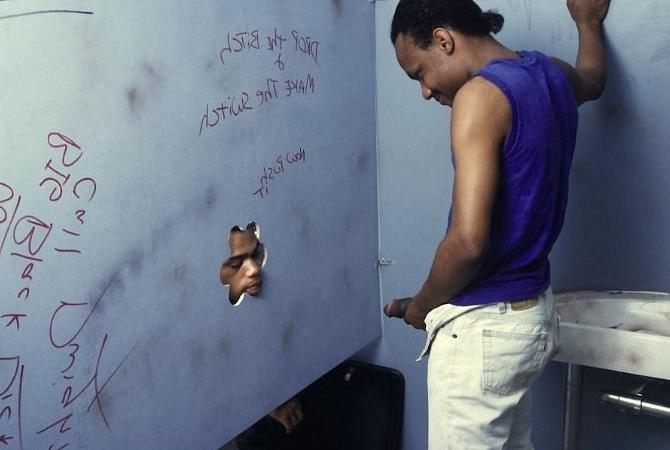 20P Two fresh black dudes enjoy glory hole mutual sucking passion