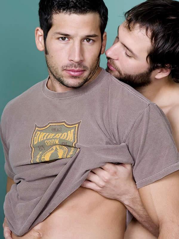15P Tw gorgeous hunks with ripped bodies