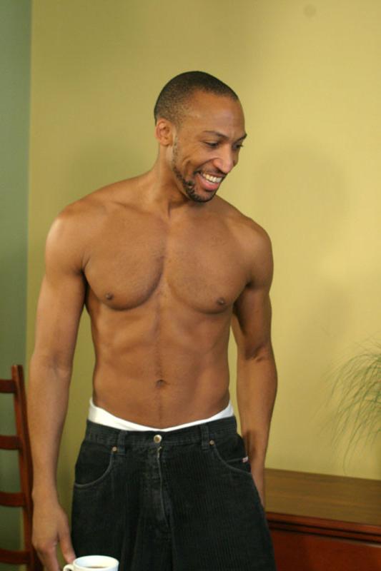 18P Black gays with muscles trying out a anal fleshlight