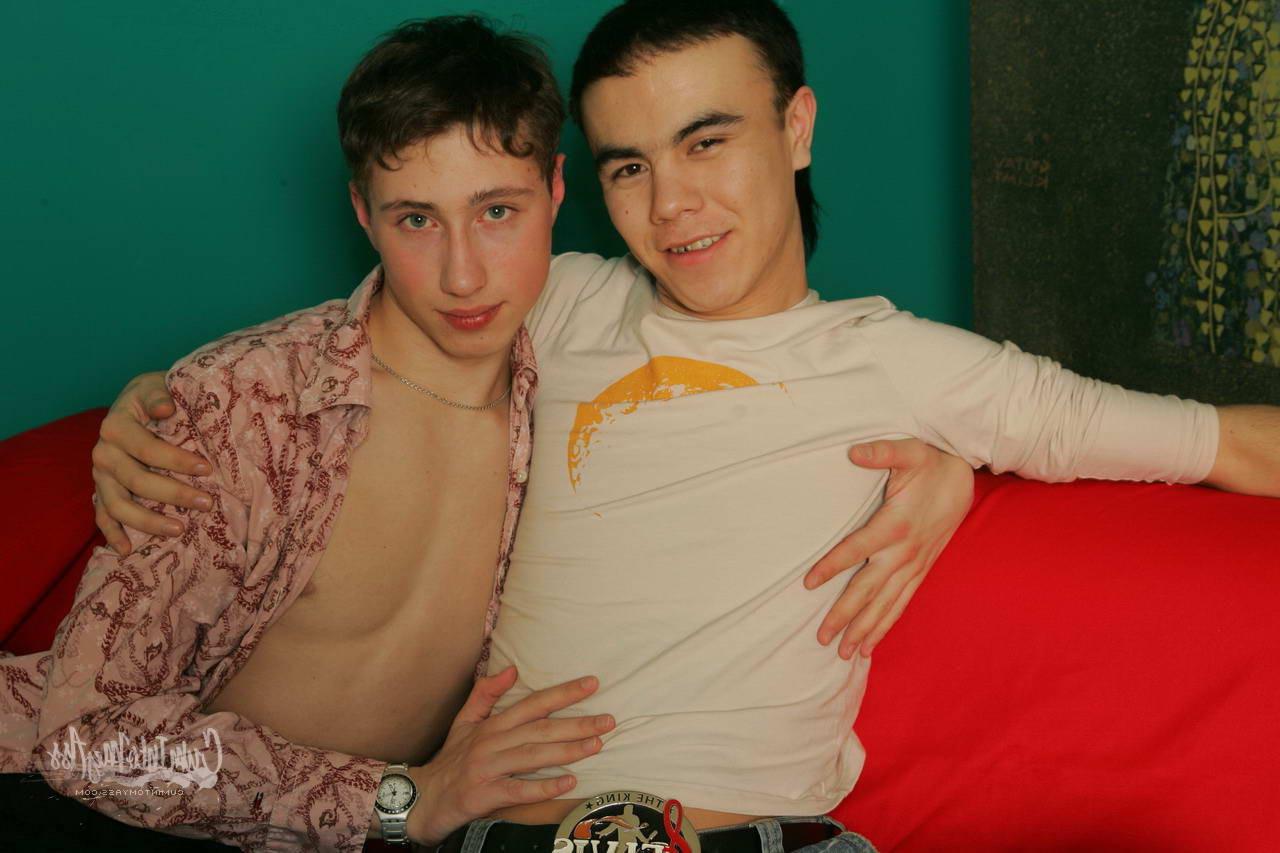 16P Two Sexy and Horny Men On some Amazing Men on Men Cumshot Action