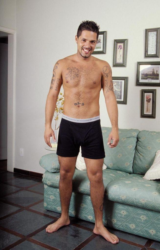 20P Horny hairy gay hunk loves to tease and posed while naked