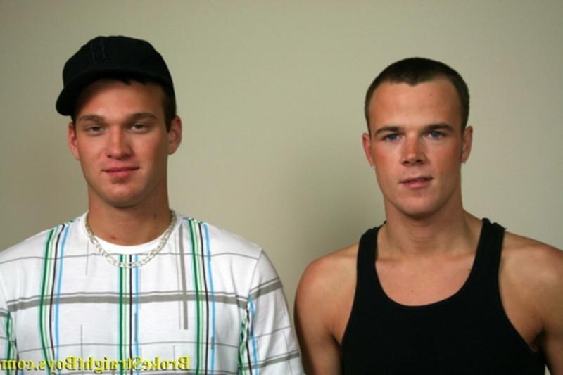 16P Two gay studs getting naked and sucking each other off