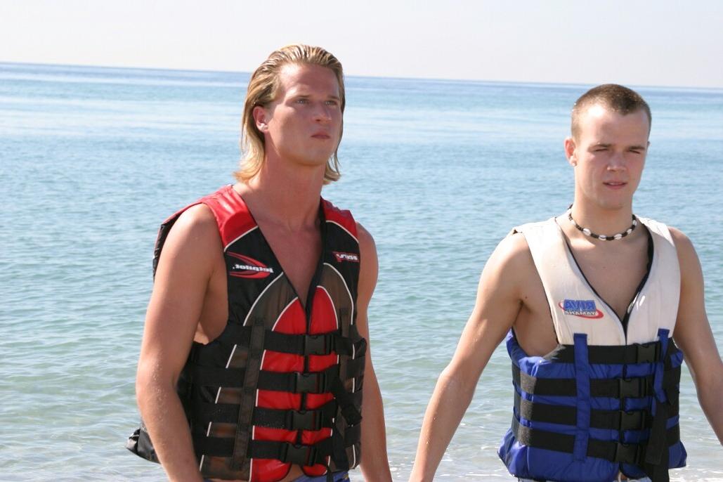 16P Handsome boys have steamy gay sex on a secluded tropical resort