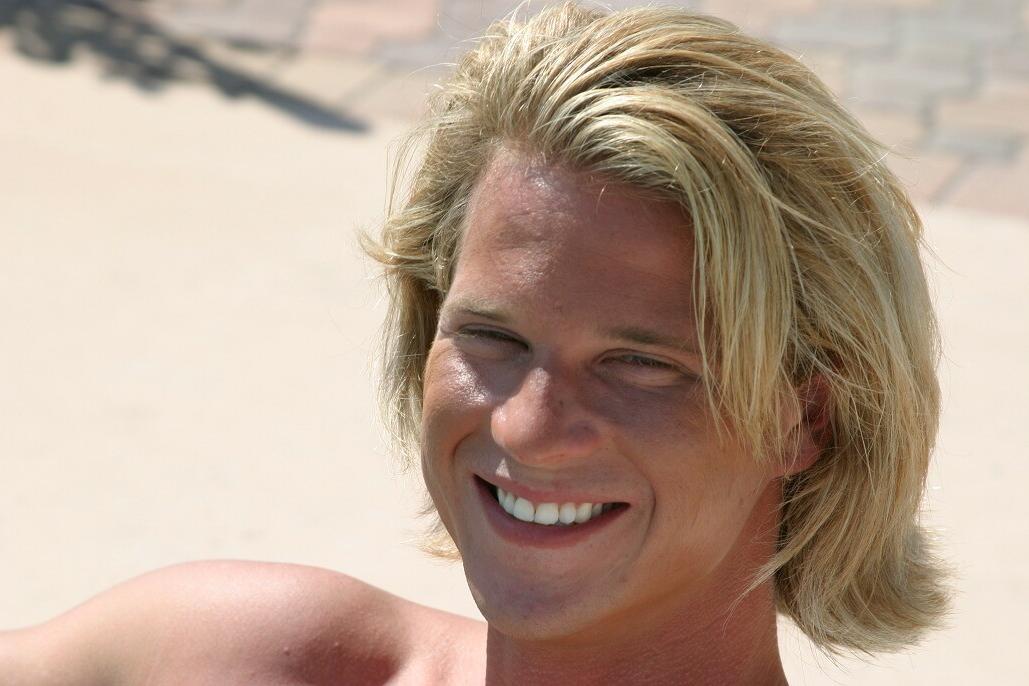 16P Handsome boys have steamy gay sex on a secluded tropical resort