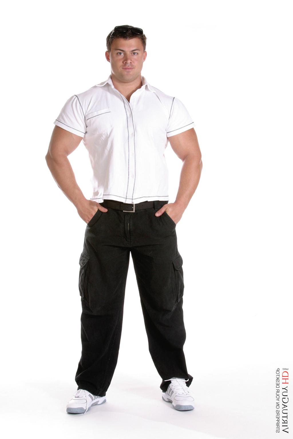 15P Muscular guy showing off his bicepses and erected dick