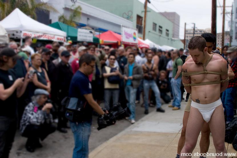 14P Public gay bdsm show at the 2008 Up Your Alley Fair