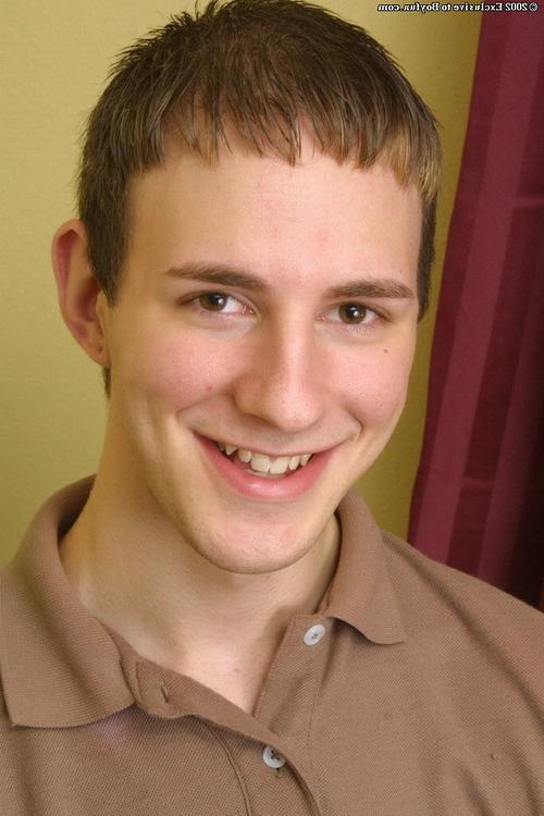16P Teen hunk jerking his stiff throbbing meaty cock