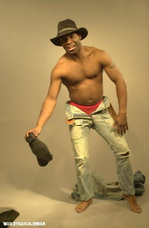 16P Sexy raw black gay posing and showing big dick
