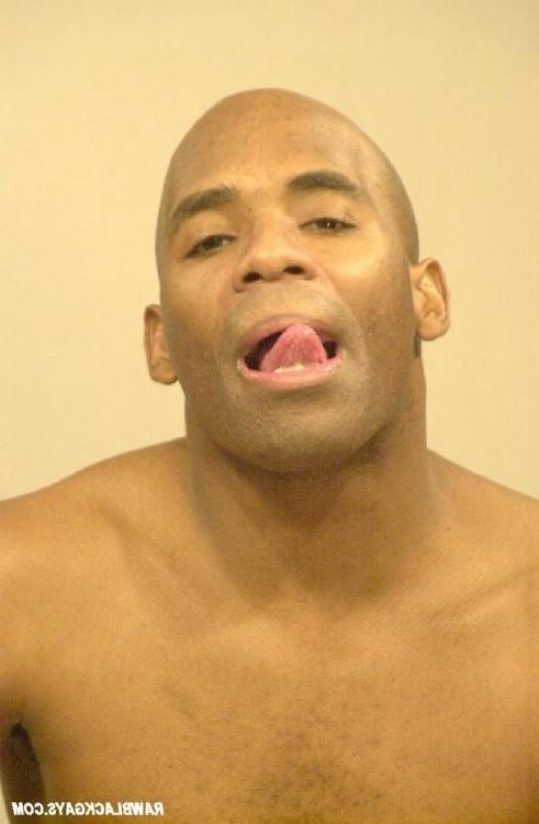 16P Sexy raw black gay posing and playing with big dick