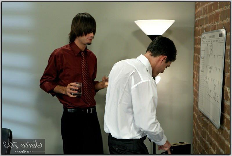 16P Two Horny Men Get Wild on Amazing Men on Men Anal Action