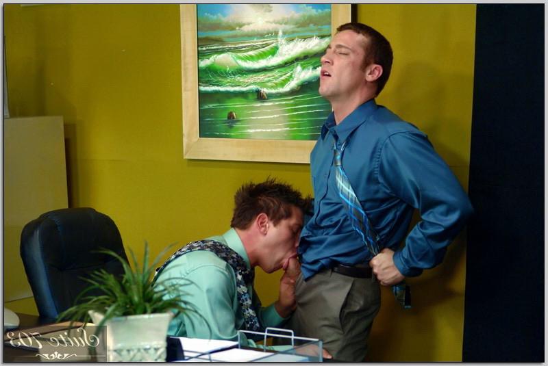 16P Horny Men on some Amazing and Wild  Men on Men Action
