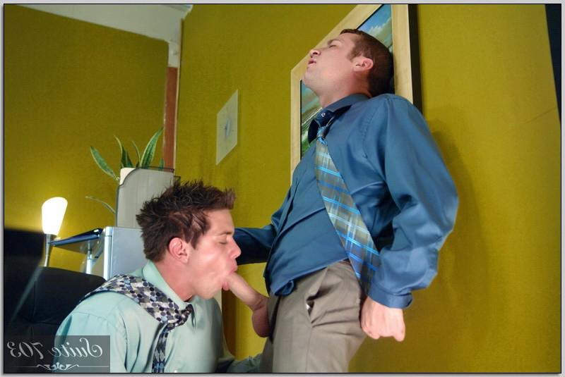 16P Horny Men on some Amazing and Wild  Men on Men Action
