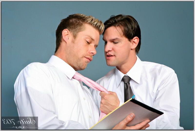 16P Two Crazy Architects Get Wild and Horny at the Office