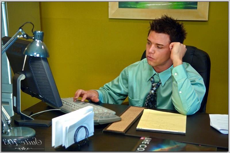 16P Two hot gay studs fucking in the office