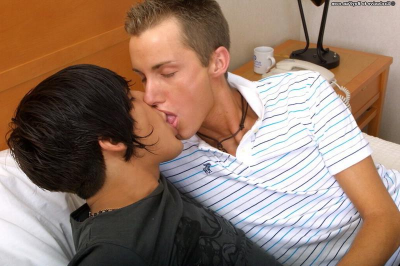 16P Young gay boys twinks kissing sucking licking and fucking