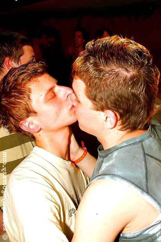 20P Cock beach gay sex party with surfers and overheated studs