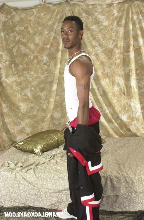 16P Raw black gay posing and masturbating on the bed