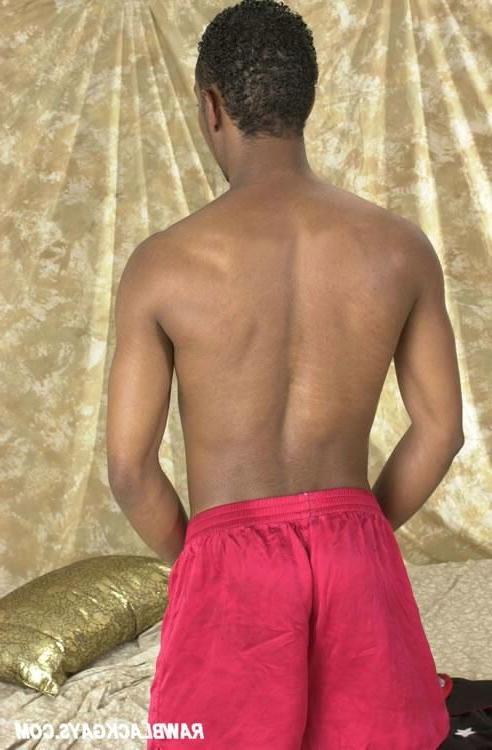 16P Raw black gay posing and masturbating on the bed