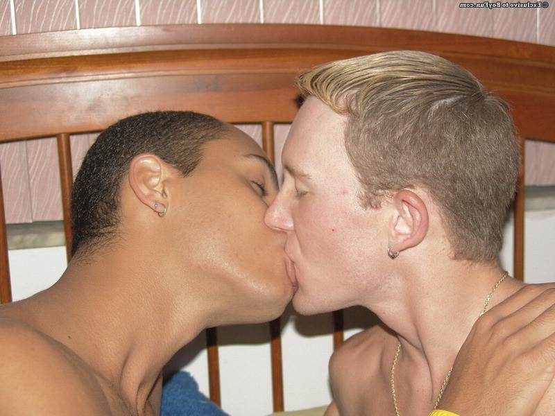 16P Spanish &amp;amp; white gay guys sucking dicks &amp;amp; having sex