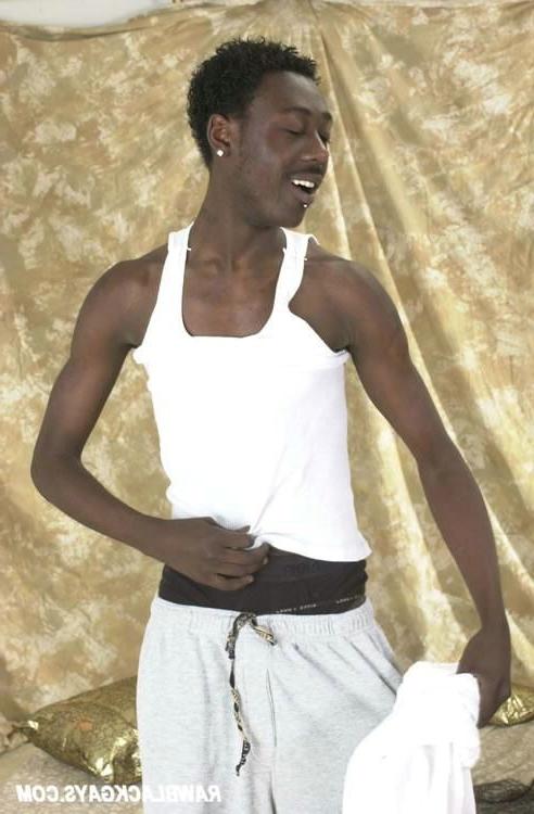 16P Hot raw black gay posing and showing off his perfect body