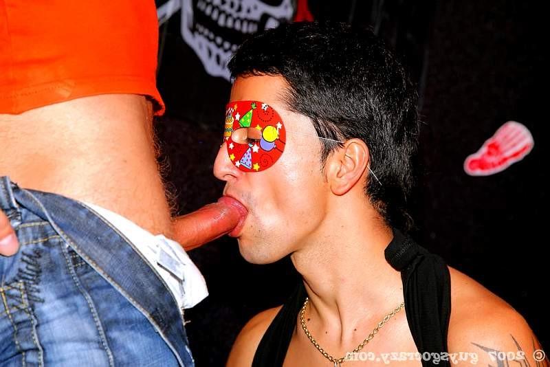 20P Gays cocks getting the knob gobbling they deserve