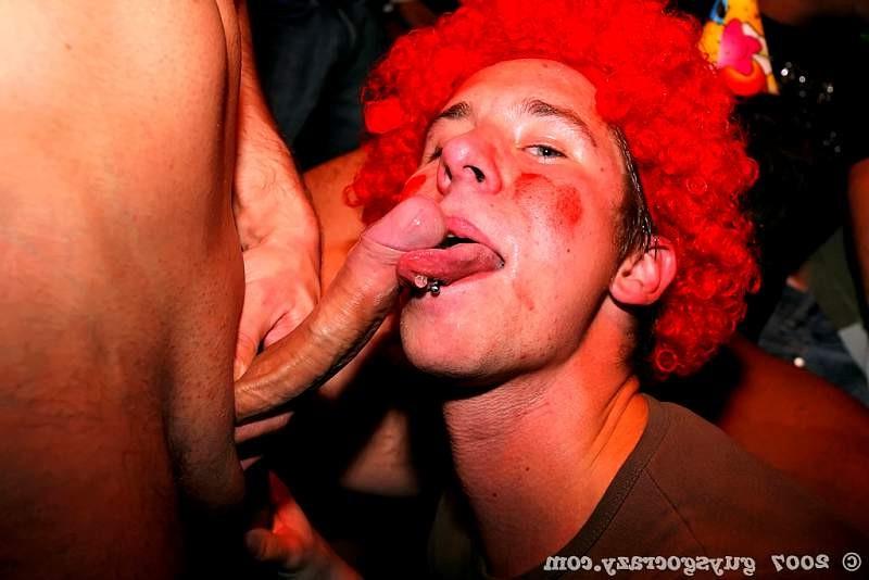 20P Gays cocks getting the knob gobbling they deserve