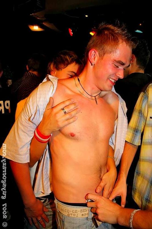 20P Hot gays betting who can bone the most boyholes