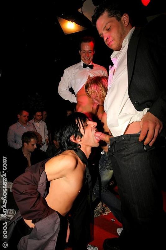 18P Gambling gays give head to strangers for money