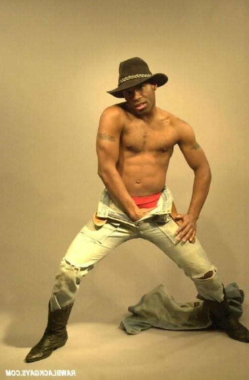 8P Hot sexy raw black gay showing his sexy red underwear