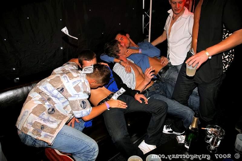 20P Night of gambling soon decays into a gay orgy