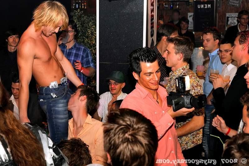 20P Night of gambling soon decays into a gay orgy