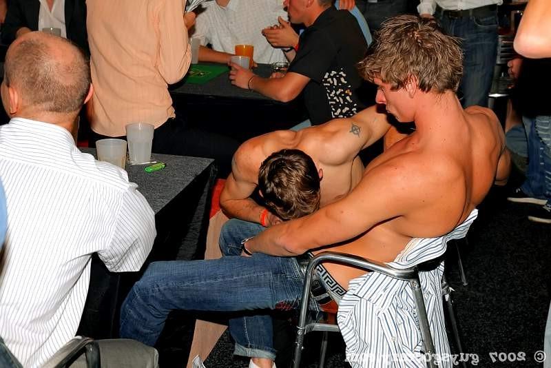 20P Night of gambling soon decays into a gay orgy