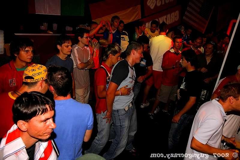 20P Sporty gays fuck as much twinks as they can get