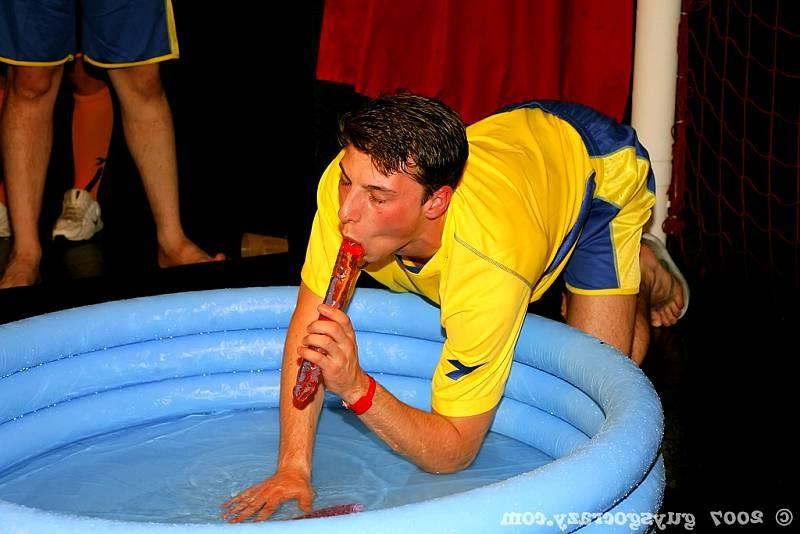 20P Gays filling their buttholes with huge pink dildos