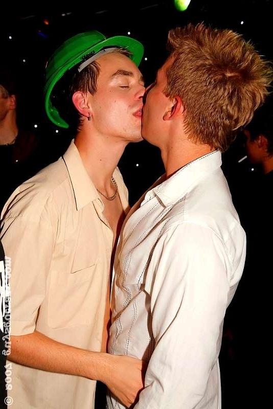 20P Group of gays examine eachother oral and rectal