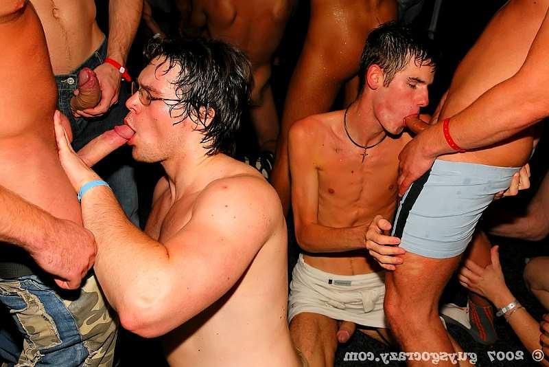20P Gay begs twink to fill up his ass with his tongue