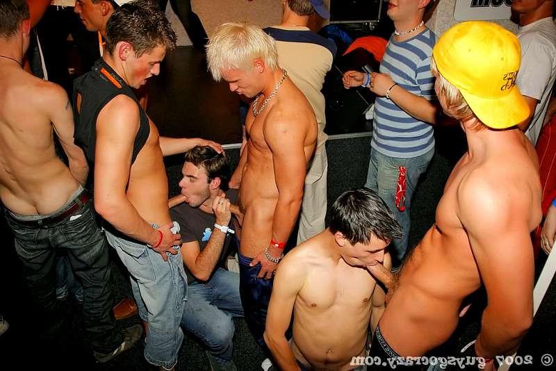 20P Rough hip hop artists abusing eager gay groupies