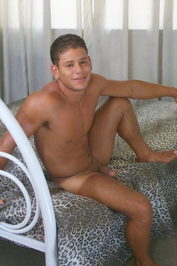 20P Good lookin gay teasing in bed while jerking his big cock