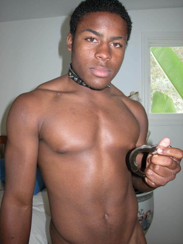 20P Naked horny gay teen loves teasing with hand cuffs