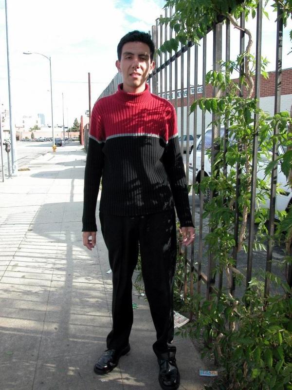 20P Latino hunk poses naked